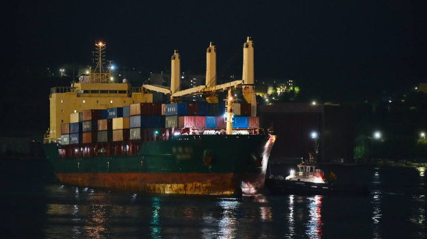 New-New Shipping Line направит в РФ по Севморпути шесть новых контейнеровозов