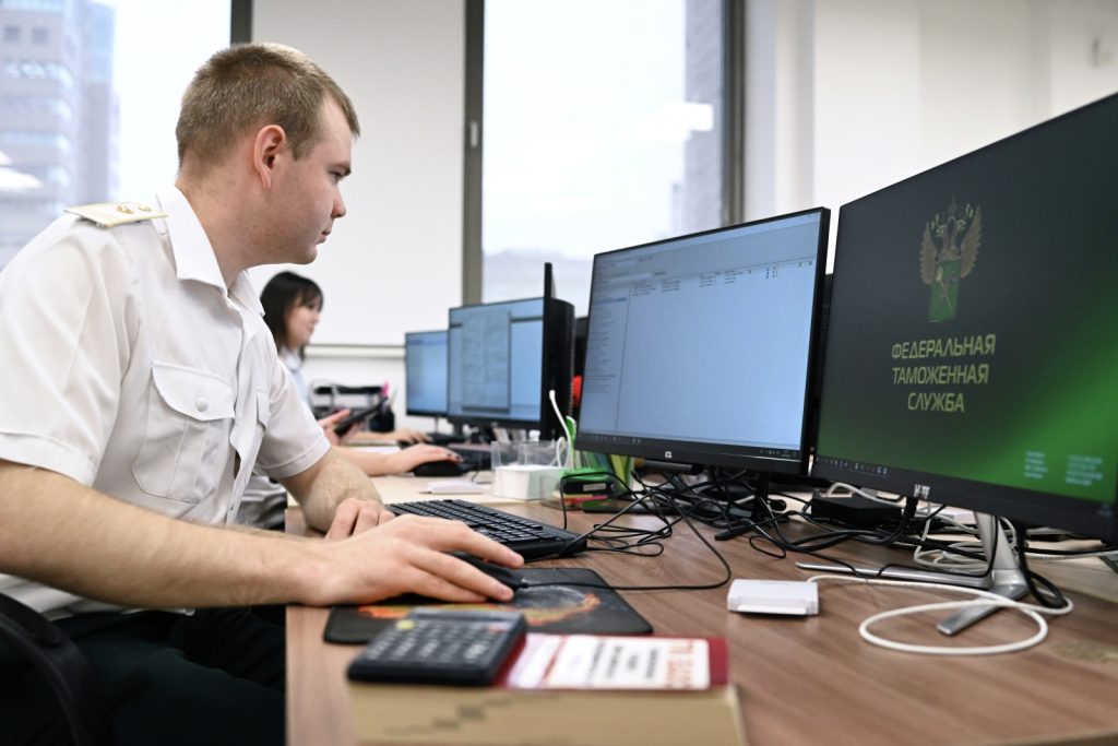 Россия и Казахстан провели первую грузоперевозку с электронной транспортной накладной