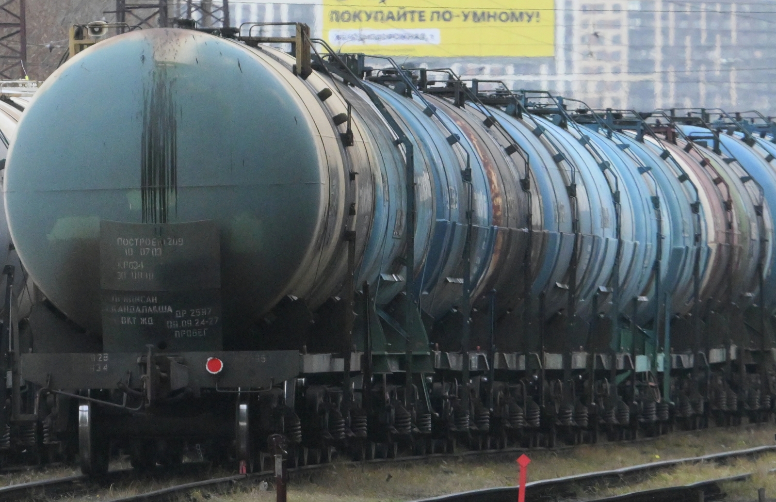 Запрет не для всех: ряду производителей могут разрешить экспорт «дизеля»