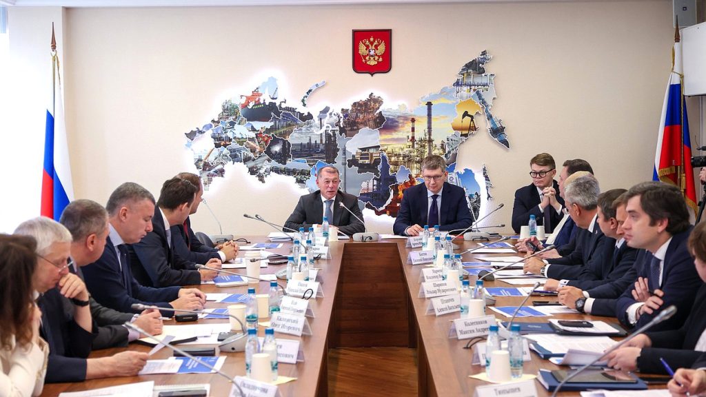 Комитет Госдумы рекомендовал бюджет-2027: для ВЭД важны логистика, расчёты и диверсификация экспорта